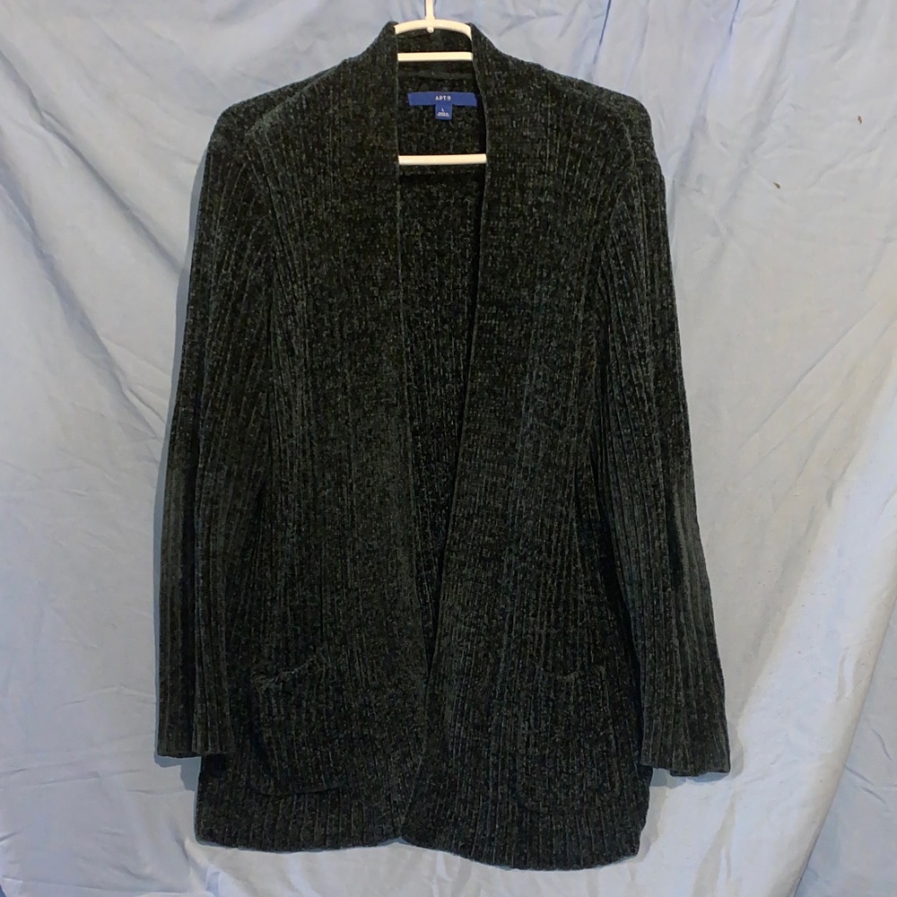 Women's Dark Green Ribbed Sweater